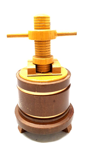 Vecchia salvadanaio legno - salvadanaio, a