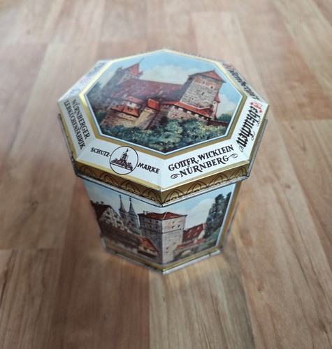Vecchia scatola latta - di,